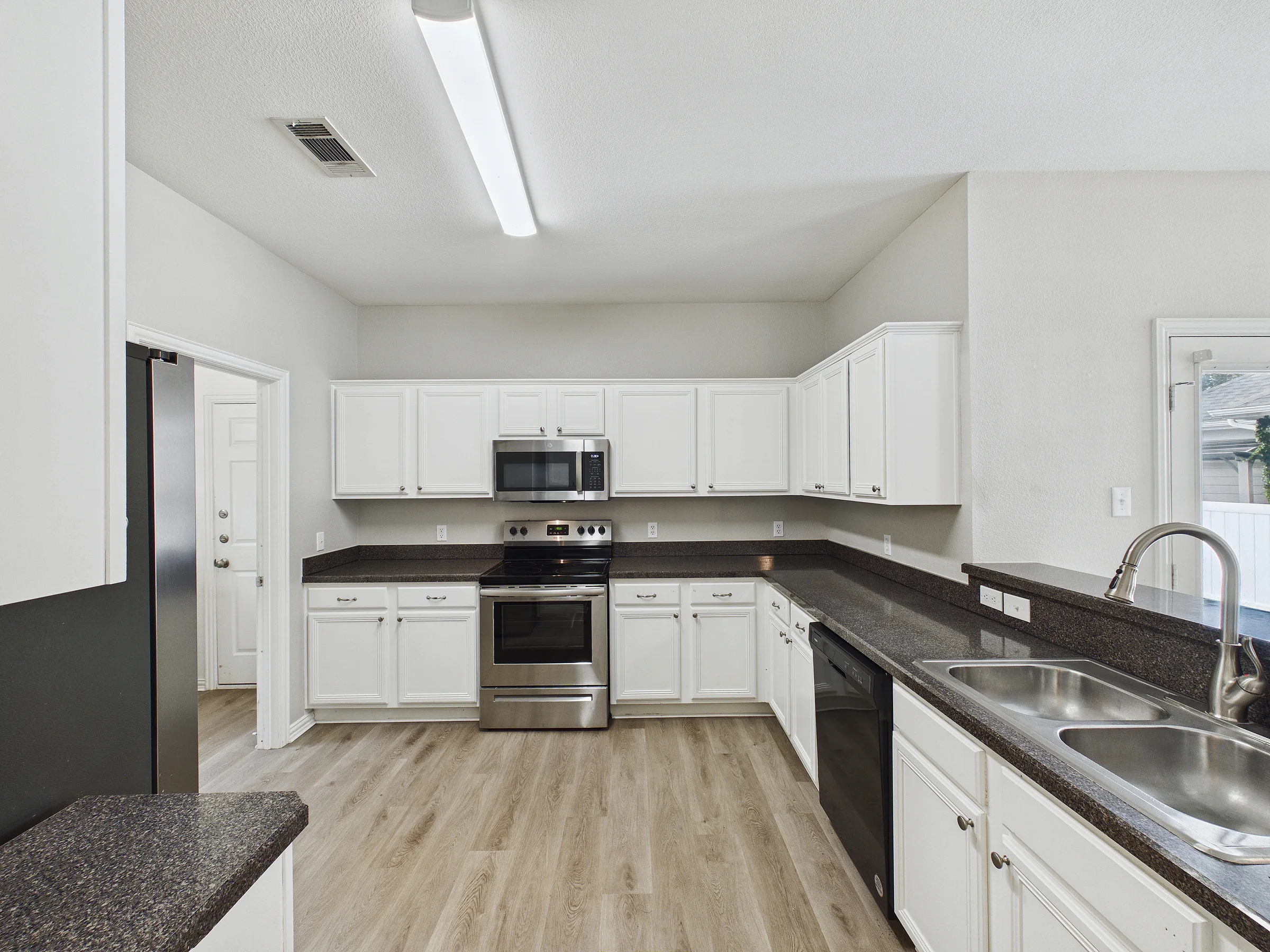 1016 Oakcrest Drive, Providence Village