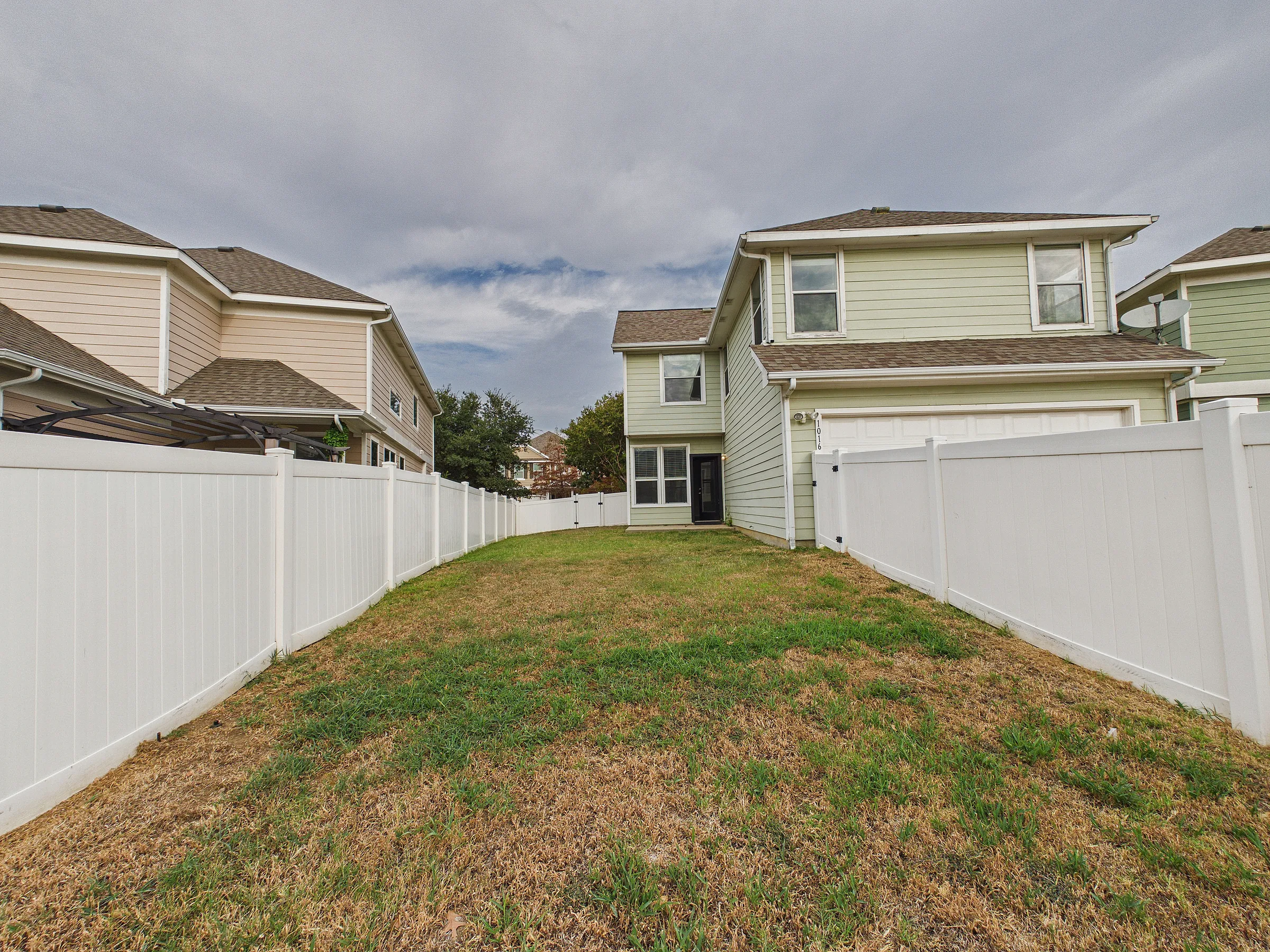 1016 Oakcrest Drive, Providence Village